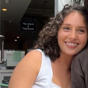 Meet your Posher, Niki